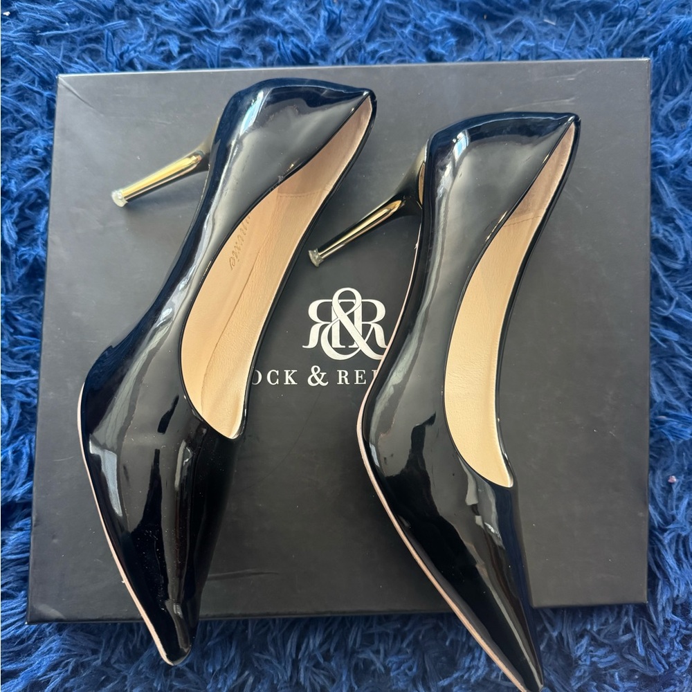 Liguannvxie Black Glossy Shoes in Size 41